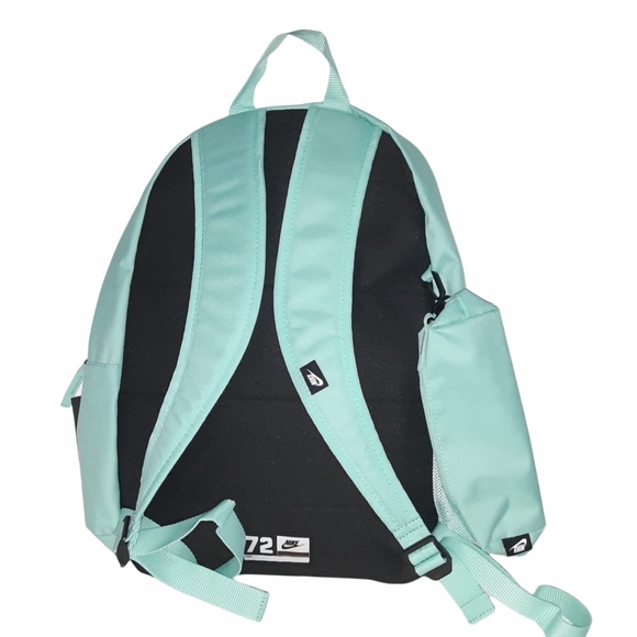 Nike Elemental Glitter Patch Backpack. - Picture 3 of 3